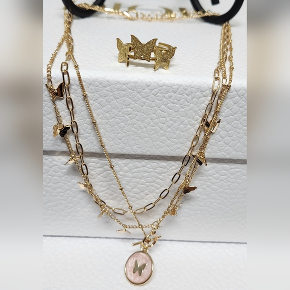JOSSLYNN JEWELRY 3 Layer Gold-Tone Butterfly and Ring Set NWT - Picture 10 of 16